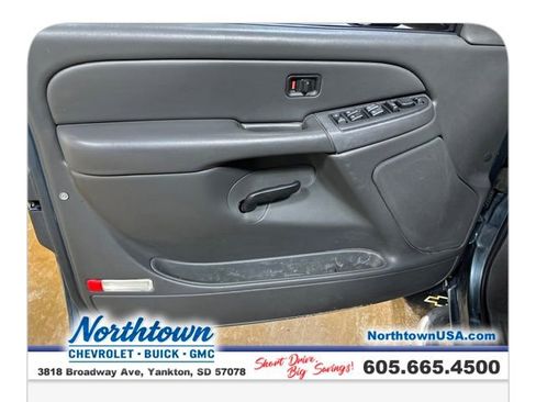 Used 2007 Chevrolet Silverado 2500 LT w/ Heavy-Duty Power Package image 11