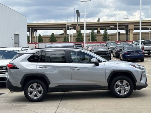 Used 2023 Toyota RAV4 XLE w/ Convenience Package FWD image 3