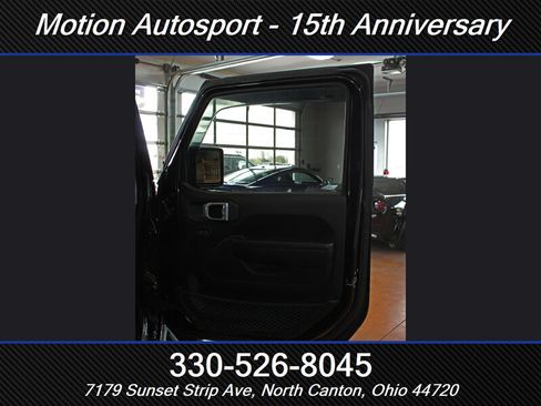 Used 2020 Jeep Wrangler Sport AWD/4WD image 34