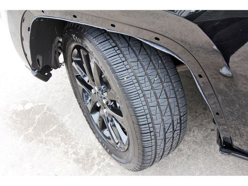 Used 2020 Jeep Grand Cherokee Altitude RWD image 32
