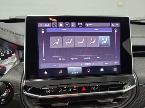 New 2026 Jeep Compass Limited AWD/4WD image 19