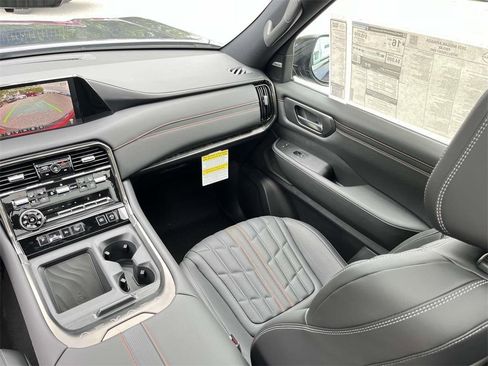 New 2025 Nissan Armada PRO-4X w/ Pro-4X Premium Package image 29