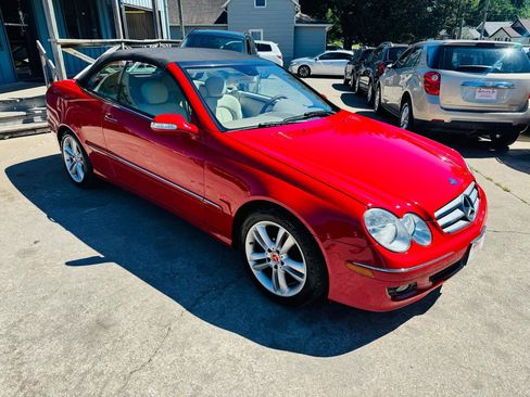 Used 2008 Mercedes-Benz CLK 350 Cabriolet image 1