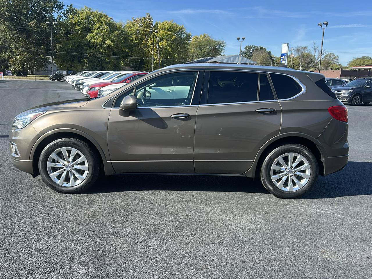 Used 2018 Buick Envision Essence w/ LPO, Interior Luxury Package FWD image 8
