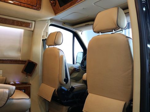 Used 2015 Mercedes-Benz Sprinter 3500 image 12