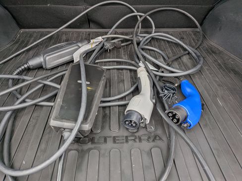 Used 2024 Subaru Solterra Touring w/ Touring Package image 25