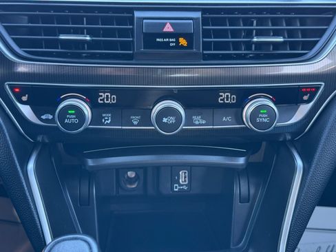 Used 2020 Honda Accord Sport image 27