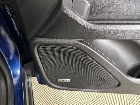 Used 2022 GMC Terrain SLT w/ Infotainment Package II image 29