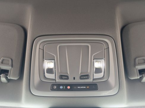 Used 2026 Chevrolet Silverado 1500 Custom RWD image 23