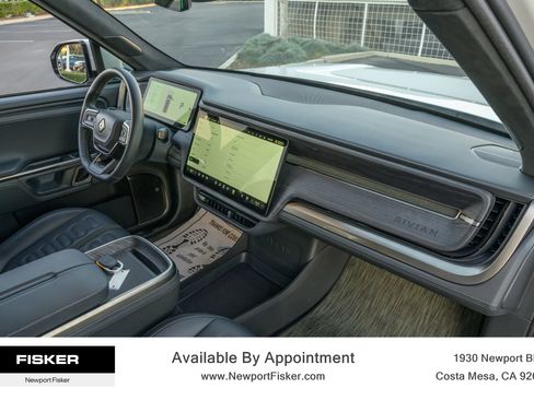 Used 2024 Rivian R1T Adventure image 33