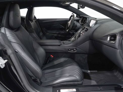 Used 2023 Aston Martin DB11 V12 RWD image 17