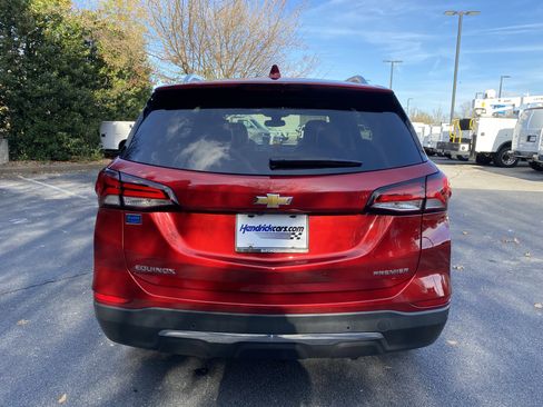 Used 2023 Chevrolet Equinox Premier image 8