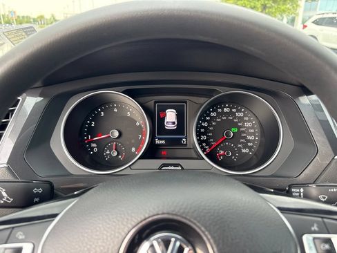 Used 2021 Volkswagen Tiguan S FWD image 29