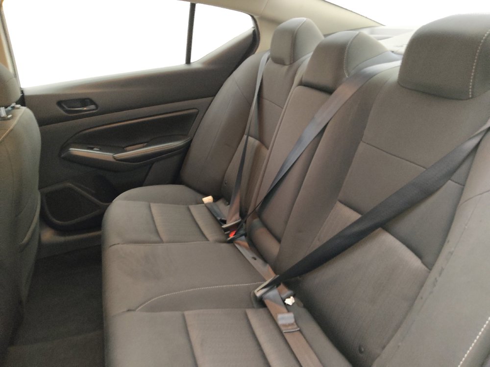 Used 2025 Nissan Altima 2.5 SV FWD image 18