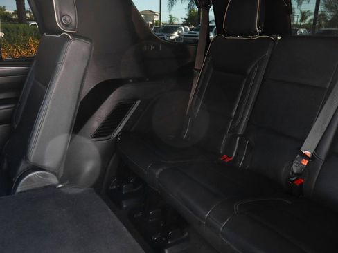 Used 2021 GMC Yukon SLT image 47