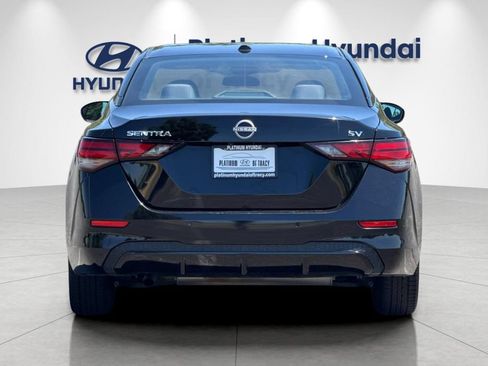 Used 2024 Nissan Sentra SV FWD image 5