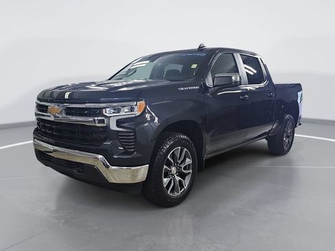Certified 2024 Chevrolet Silverado 1500 LT AWD/4WD image 9