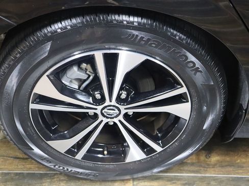 Used 2021 Nissan Sentra SV image 23