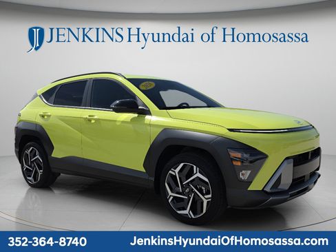 Used 2026 Hyundai Kona SEL Premium FWD image 2