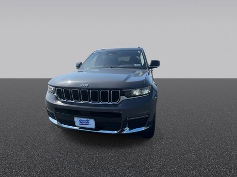Used 2022 Jeep Grand Cherokee L Limited AWD/4WD image 4