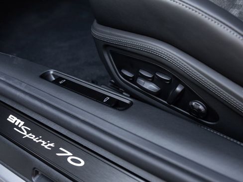 New 2026 Porsche 911 GTS image 24