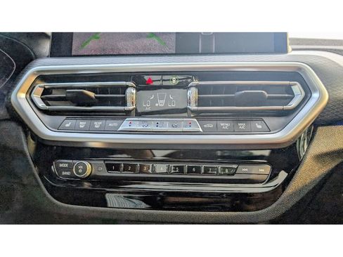 Used 2022 BMW X4 xDrive30i w/ M Sport Package 2 image 27