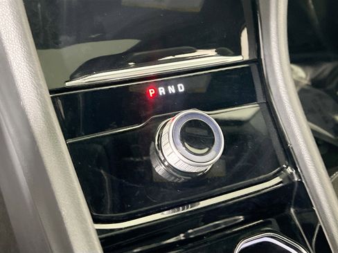 Used 2023 Jeep Grand Cherokee Altitude AWD/4WD image 16