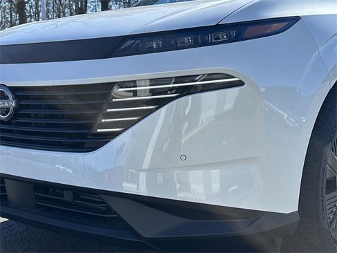 Used 2025 Nissan Murano SV image 30