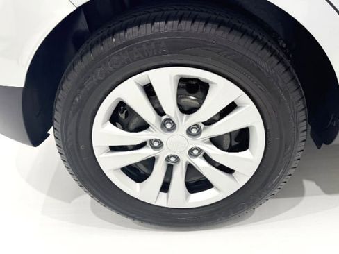 Used 2020 Kia Soul LX image 15