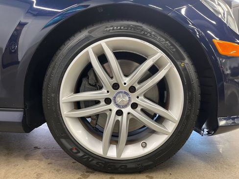 Used 2014 Mercedes-Benz C 300 4MATIC Sedan image 29