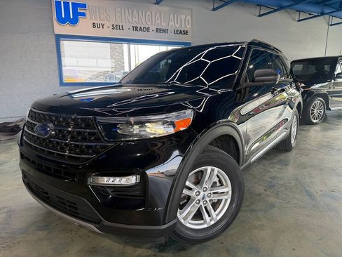 Used 2022 Ford Explorer XLT w/ Equipment Group 202A AWD/4WD image 1