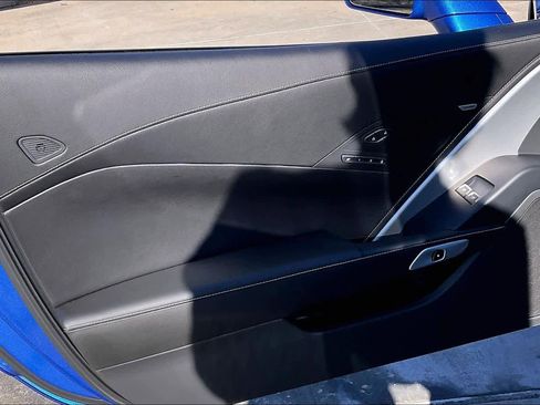 Used 2019 Chevrolet Corvette Stingray Coupe image 14