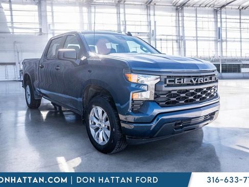 Used 2022 Chevrolet Silverado 1500 Custom image 28