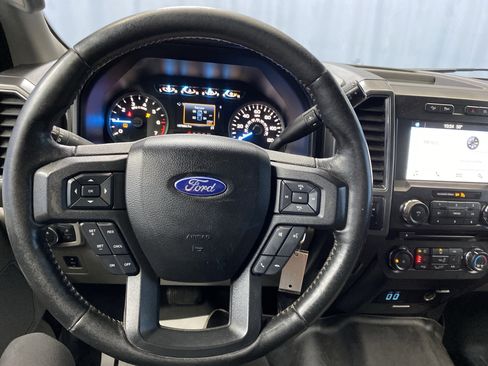 Used 2018 Ford F150 XLT w/ Equipment Group 302A Luxury image 18