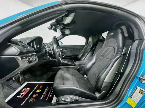Used 2018 Porsche 718 Boxster GTS w/ GTS Interior Package RWD image 16