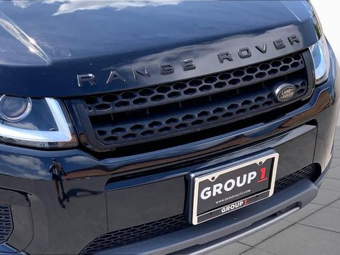 Used 2018 Land Rover Range Rover Evoque SE AWD/4WD image 29