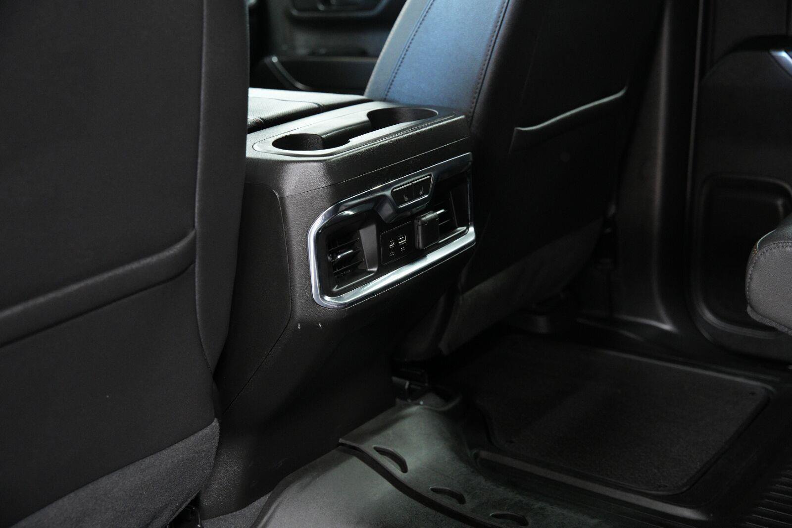 Used 2023 GMC Sierra 3500 AT4 w/ AT4 Premium Plus Package AWD/4WD image 39