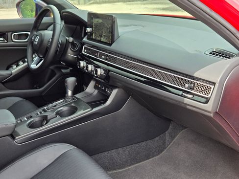 Used 2025 Honda Civic Sport Touring image 30