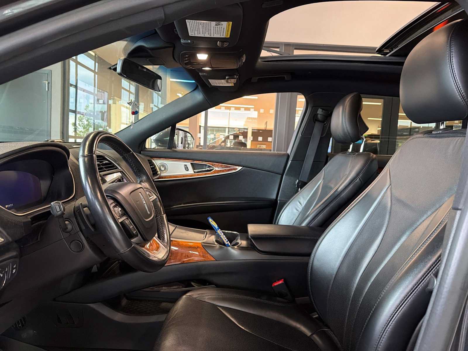 Used 2019 Lincoln Nautilus Reserve w/ Ultimate Package AWD/4WD image 18