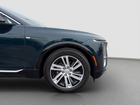 Used 2024 Cadillac Lyriq Tech AWD/4WD image 23