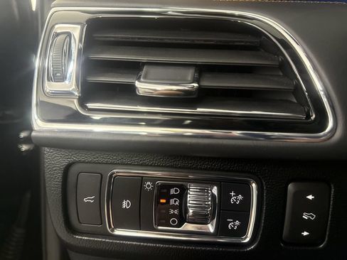 Used 2022 Lincoln Navigator Black Label AWD/4WD image 19