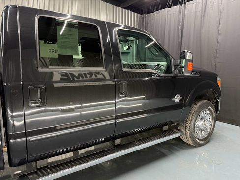 Used 2012 Ford F250 Lariat w/ Lariat Ultimate Pkg image 12
