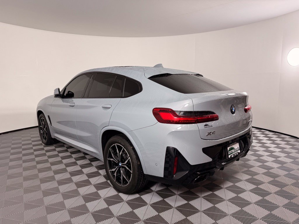 Used 2023 BMW X4 xDrive30i w/ M Sport Package AWD/4WD image 13