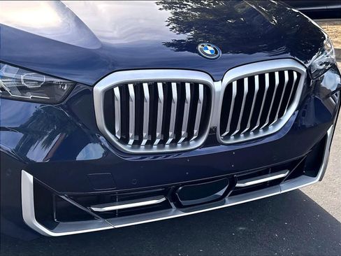 Used 2026 BMW X5 xDrive50e AWD/4WD image 31
