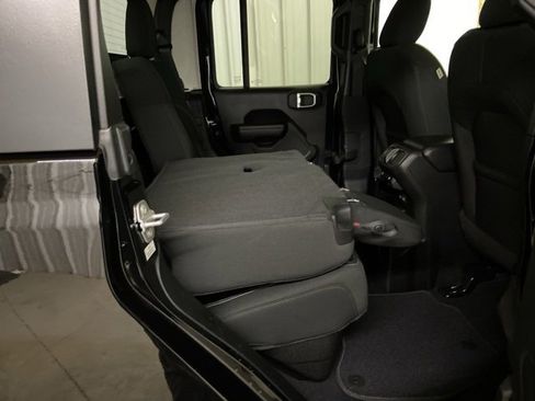 Used 2021 Jeep Gladiator Sport w/ Quick Order Package 24Q 80Th image 15