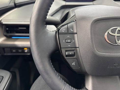 Certified 2024 Toyota Prius XLE image 19