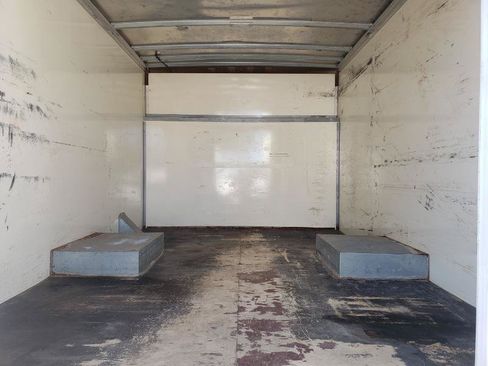 Used 2019 Chevrolet Express 3500 w/ Power Convenience Package RWD image 10