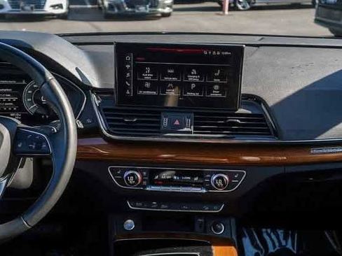 Used 2023 Audi Q5 e Premium Plus w/ Premium Plus Package image 14