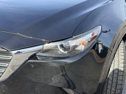 Used 2023 MAZDA CX-9 Touring image 10