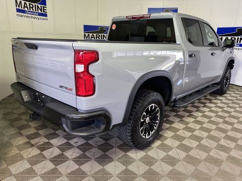 Used 2024 Chevrolet Silverado 1500 ZR2 w/ Technology Package AWD/4WD image 13